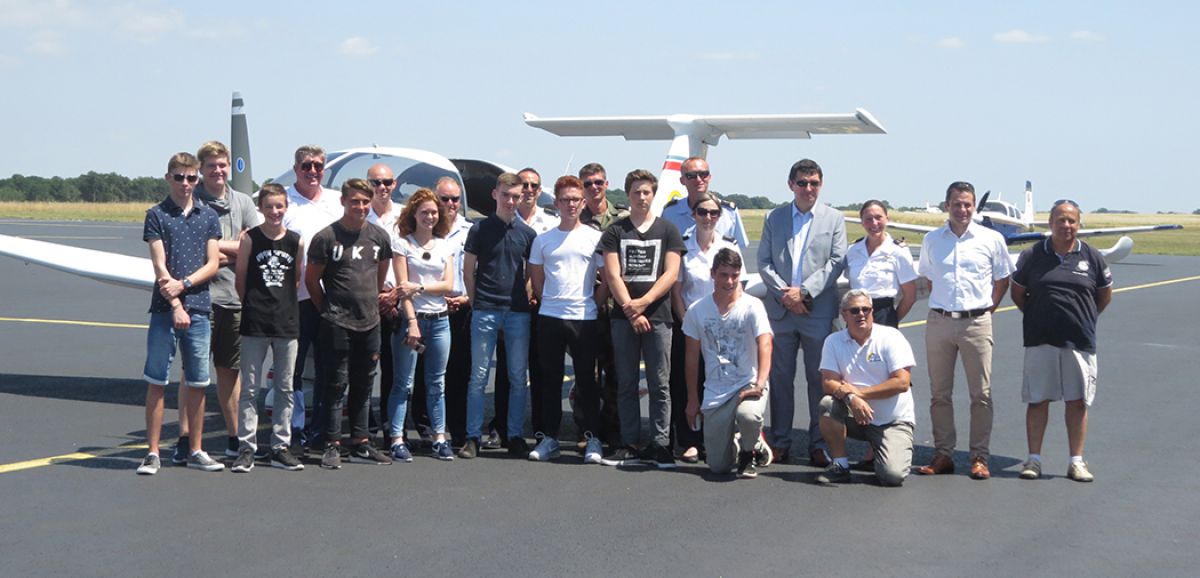 St-Agnant : des lycéens en aéronautique pilotes d'un jour