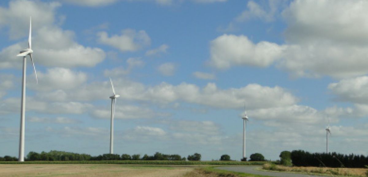Puyravault : Douze éoliennes en projet