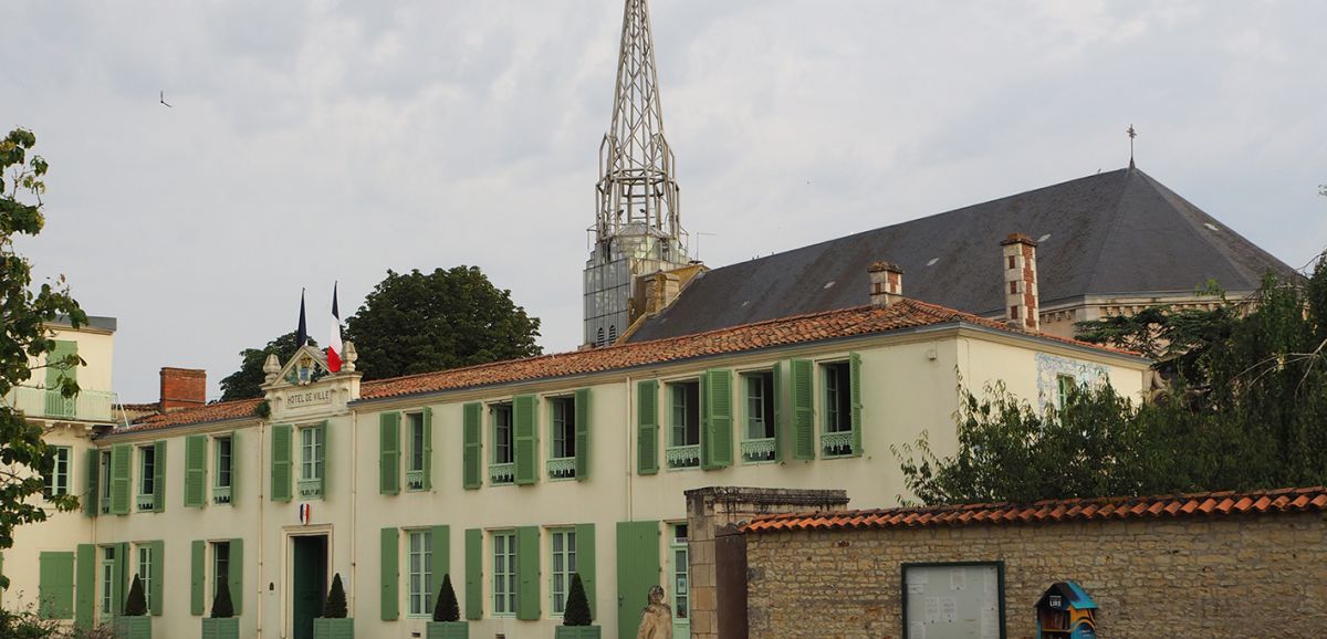 Marans : le clocher de Notre-Dame des Marais fête ses 30 ans