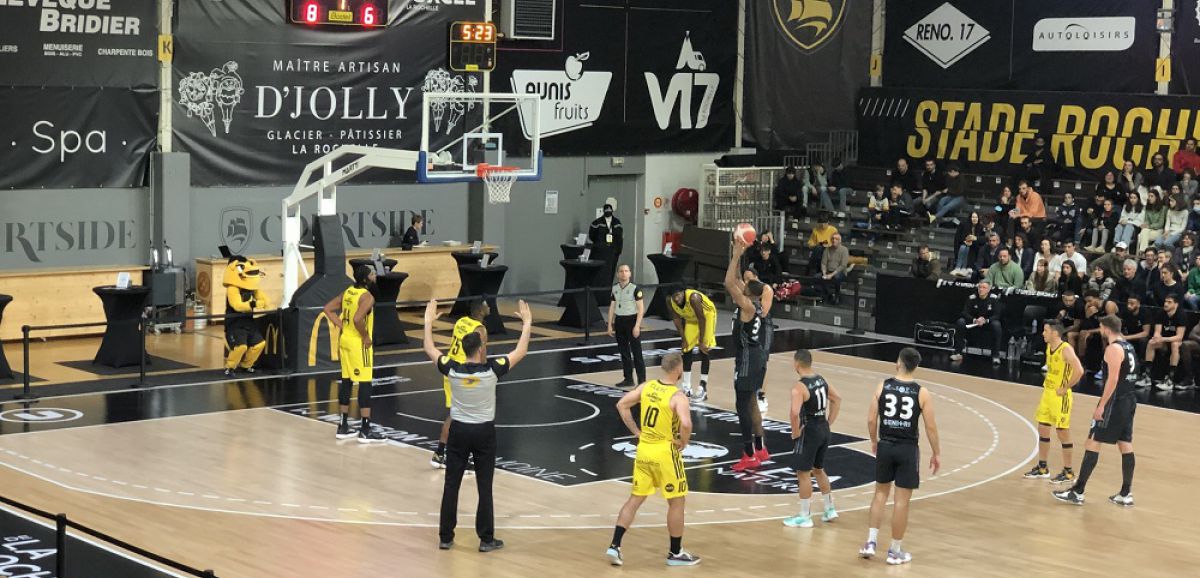Basket : Le Stade Rochelais se structure pour la Pro B