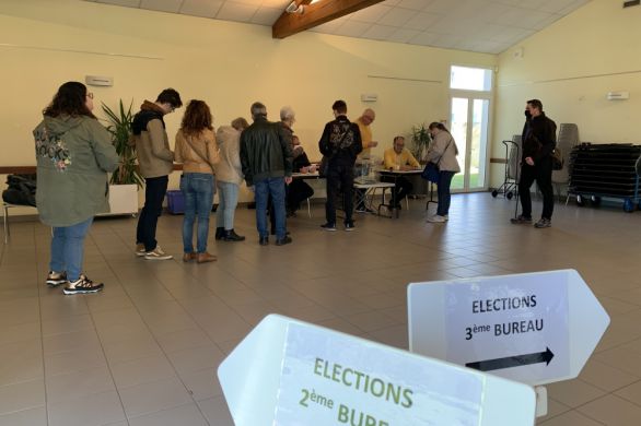 Présidentielle en Charente-Maritime : 27,55 % de participation à 12 h