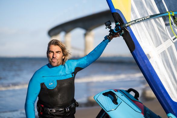 Windsurf : la légende Antoine Albeau met un terme à sa carrière