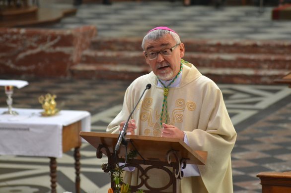 Église. L'évêque de La Rochelle visé par une enquête pour "tentative de viol"