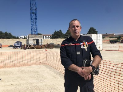 Pour le Commandant Éric Gellato, responsable de la caserne des pompiers de Mireuil, le nouveau CIS de Lagord va se révéler indispensable - © Clément Vidal