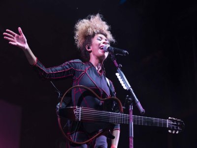 Après 4 albums et de nombreuses collaborations, Flavia Coelho revient cette année plus inspirée que jamais avec son nouvel album studio, Ginga - © Philippe Archambeau