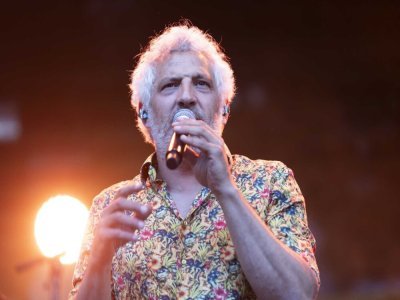 Zoufris Maracas a mis le feu sur scène. Le groupe était de retour à l'éco-festival de Périgny, 11 ans après un premier passage remarqué. De quoi ambiancer les festivaliers. - © Philippe Archambeau