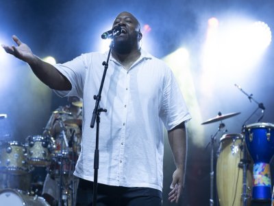 Les festivaliers ont pu apprécier les tubes zouk indémodables du groupe Kassav. - ©Philippe Archambeau