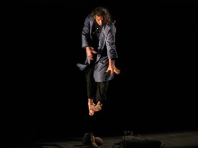 Le spectacle de cirque Le Poids des choses sera donné jeudi 20 et samedi 22 novembre - - © Isabelle Jouvante